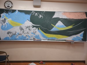 生徒による　黒板アート葛飾北斎作品　写真